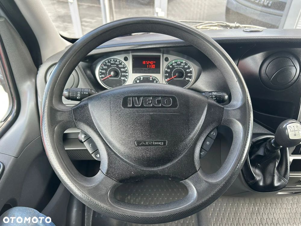 Iveco Daily 35C15 3.0 HPI DOKA Kontener + winda + drzwi boczne **Brygadówka**BLIŹNIAKI**Sprowadzony** - 19