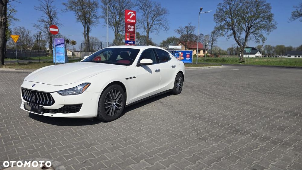 Maserati Ghibli Standard - 2