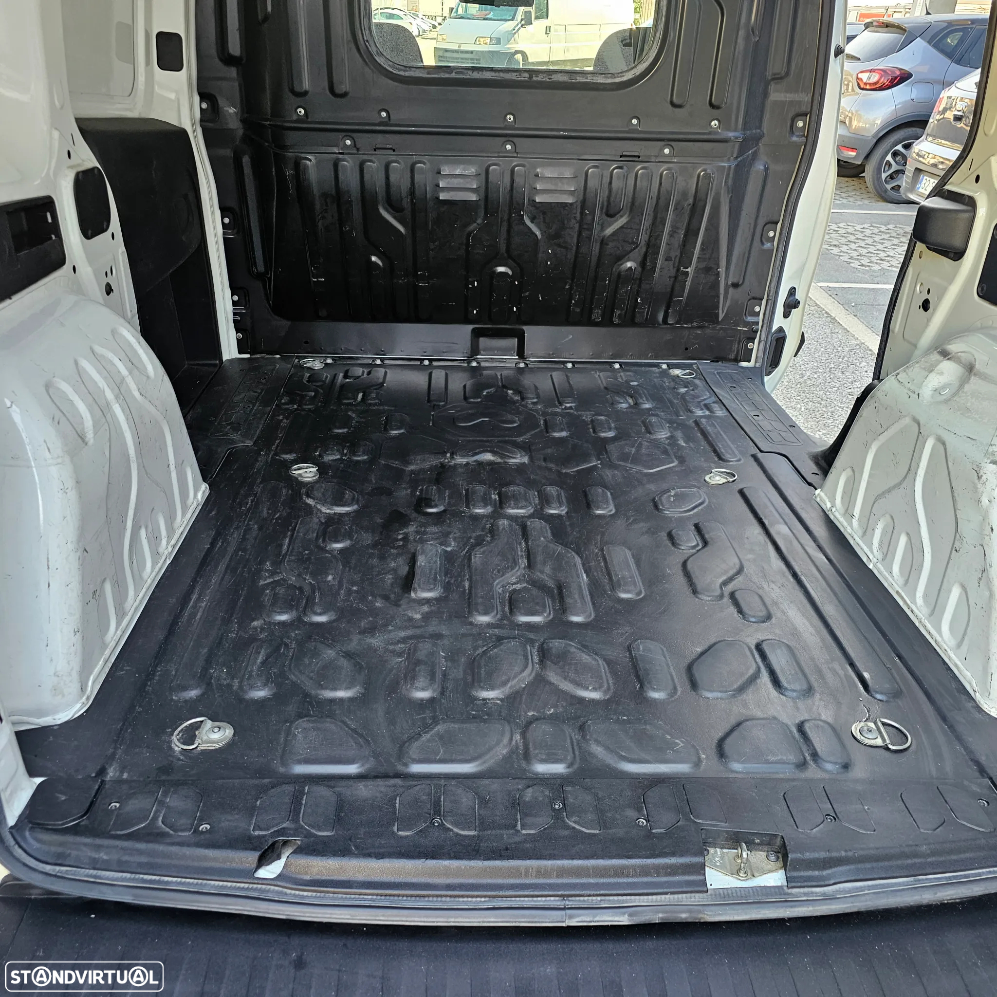 Fiat Doblo - 17