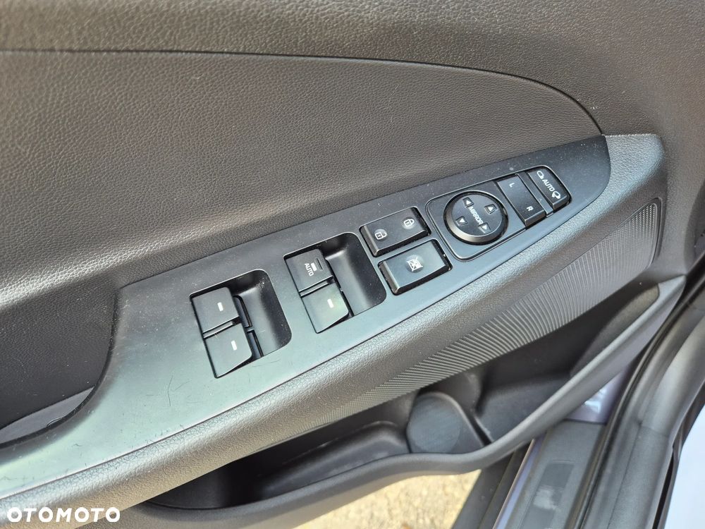 Hyundai Tucson blue 1.6 GDi 2WD Advantage - 23