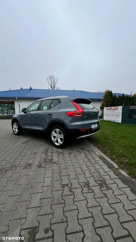 Volvo XC 40 T2 Essential - 9