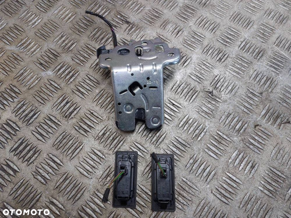 ZAMEK KLAPY BAGAŻNIKA SKODA OCTAVIA III LIFT 8R0827505A 5NA943021 - 5