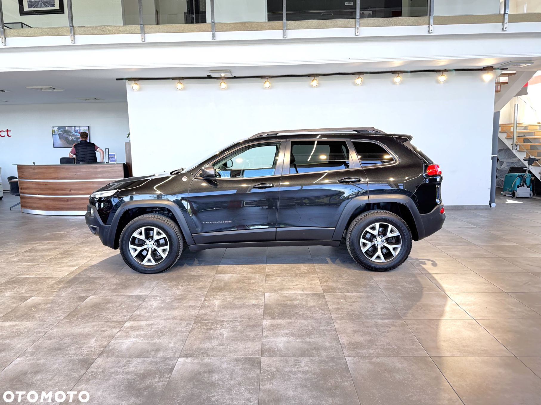 Jeep Cherokee - 6