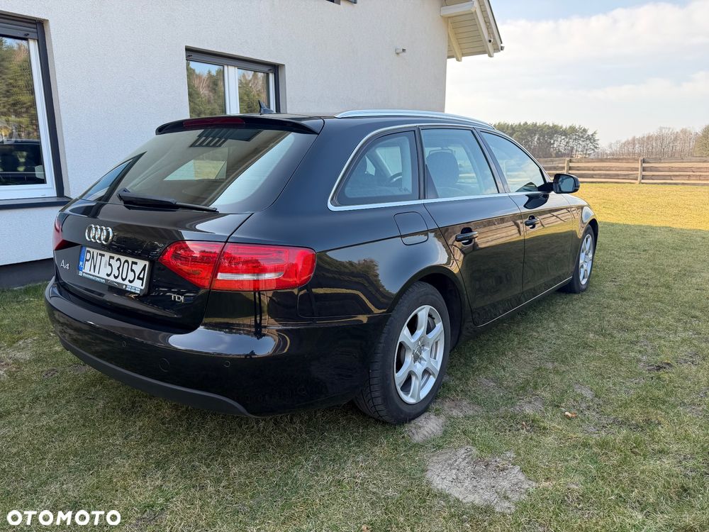 Audi A4 Avant 2.0 TDI DPF Ambition - 4