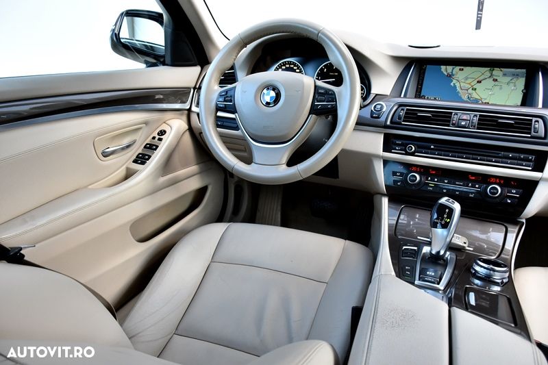 BMW Seria 5 530d xDrive Aut. Modern Line - 16