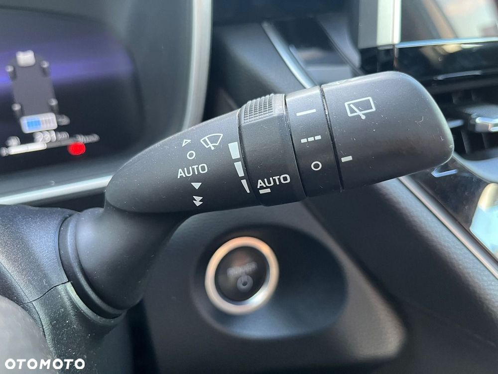 Toyota Corolla Cross 2.0 Hybrid Style AWD - 29