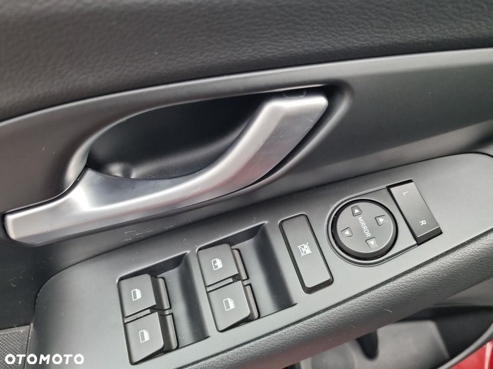 Hyundai i30 1.4 Comfort - 21