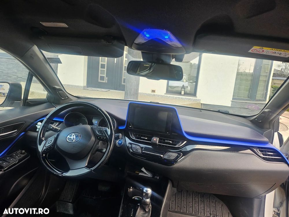 Toyota C-HR - 6