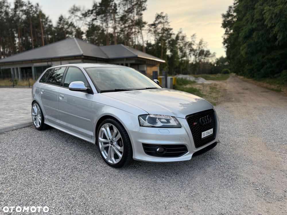 Audi S3 Sportback S tronic - 16