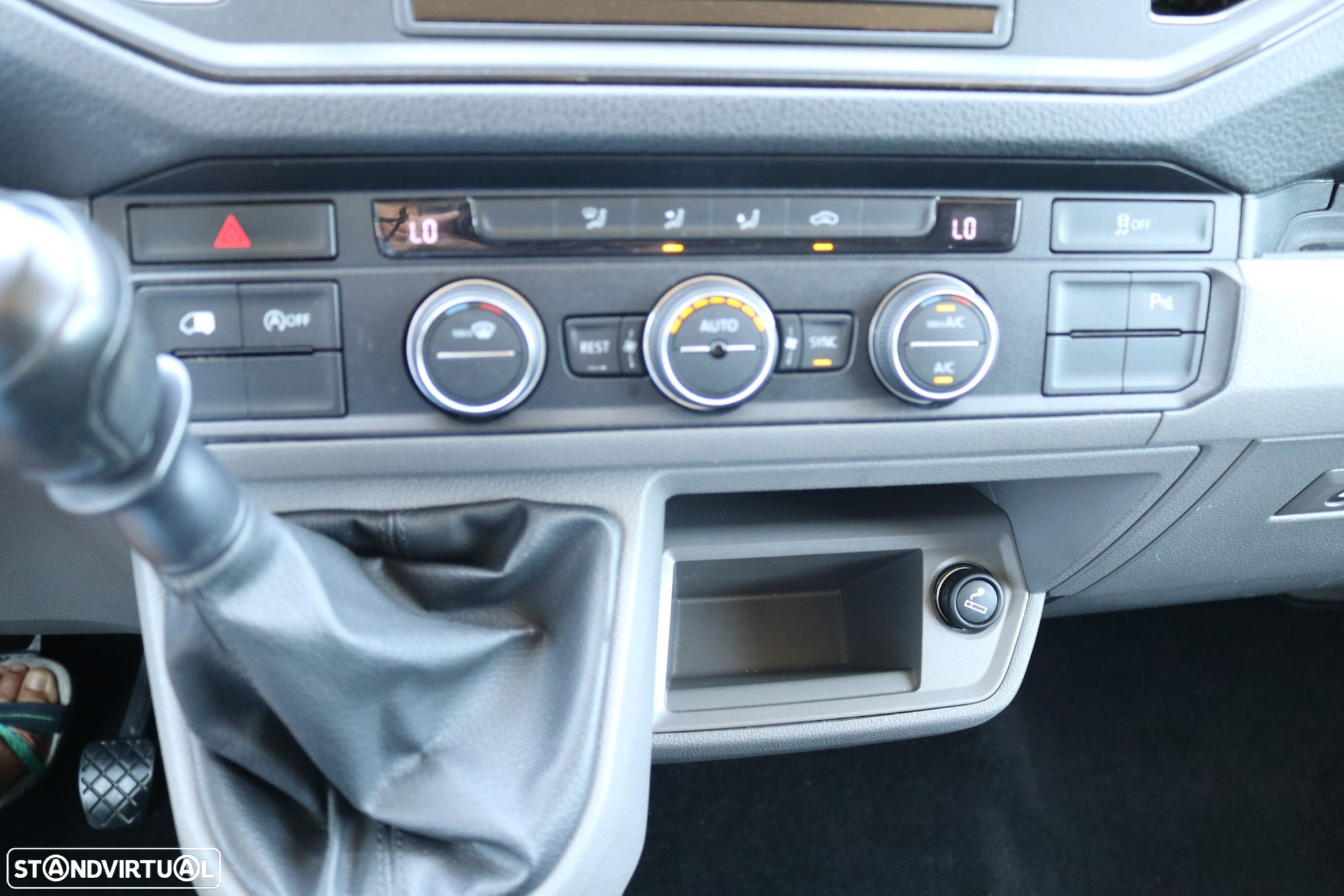 VW Crafter 2.0TDi 140cv L2H2 C/Iva Incluído - 19