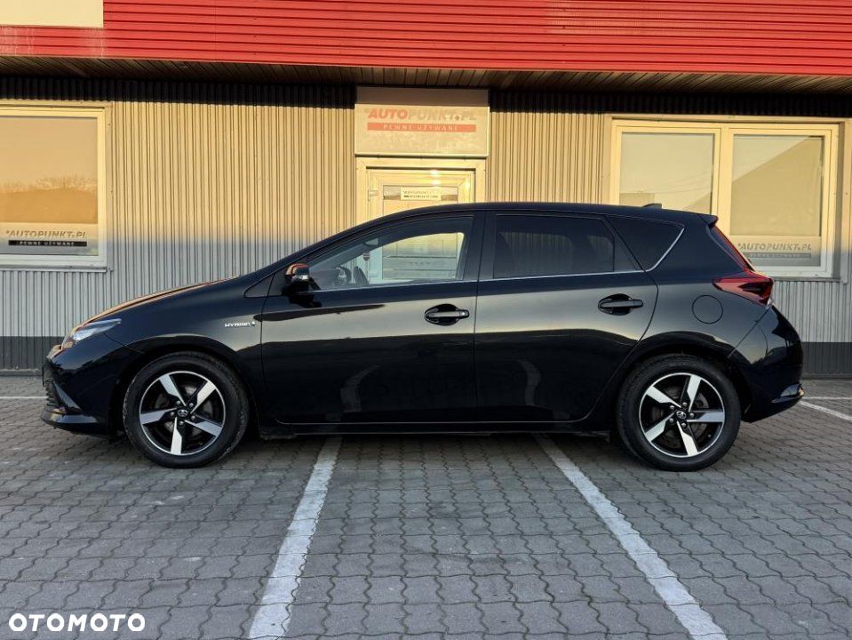 Toyota Auris - 2