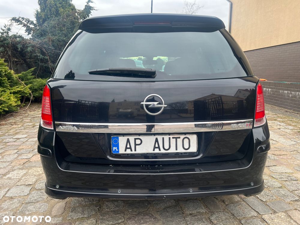 Opel Astra 1.9 CDTI DPF Sport - 4