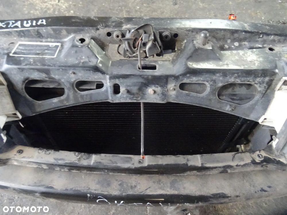 Pas Przedni Kompletny Z Lampami Skoda Octavia - 6