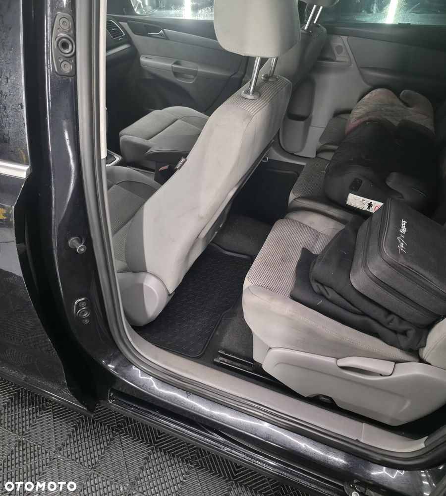 Volkswagen Sharan 2.0 TDI Comfortline DSG - 10