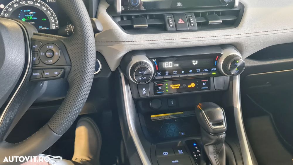 Toyota RAV4 2.5 4x4 Lounge - 17