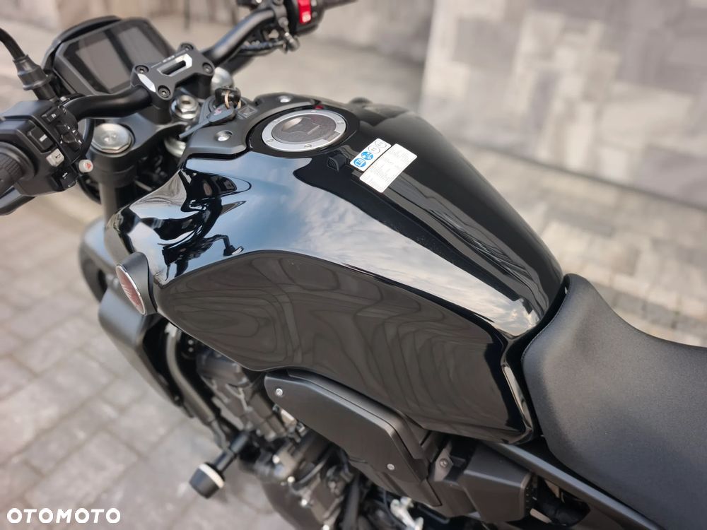 Honda CB - 31