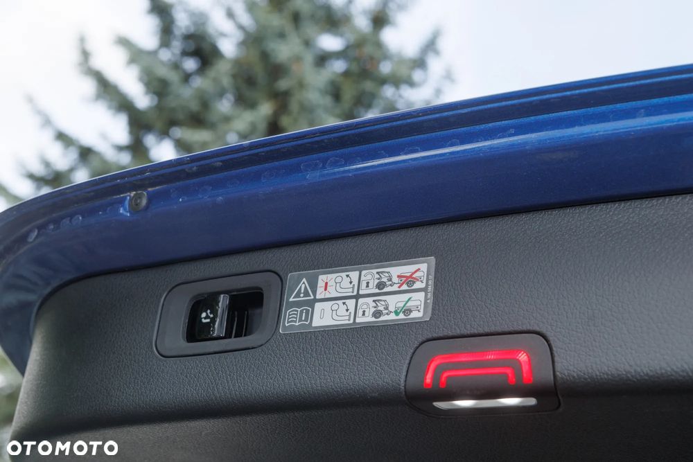 Mercedes-Benz Klasa C 200 mHEV Avantgarde - 13