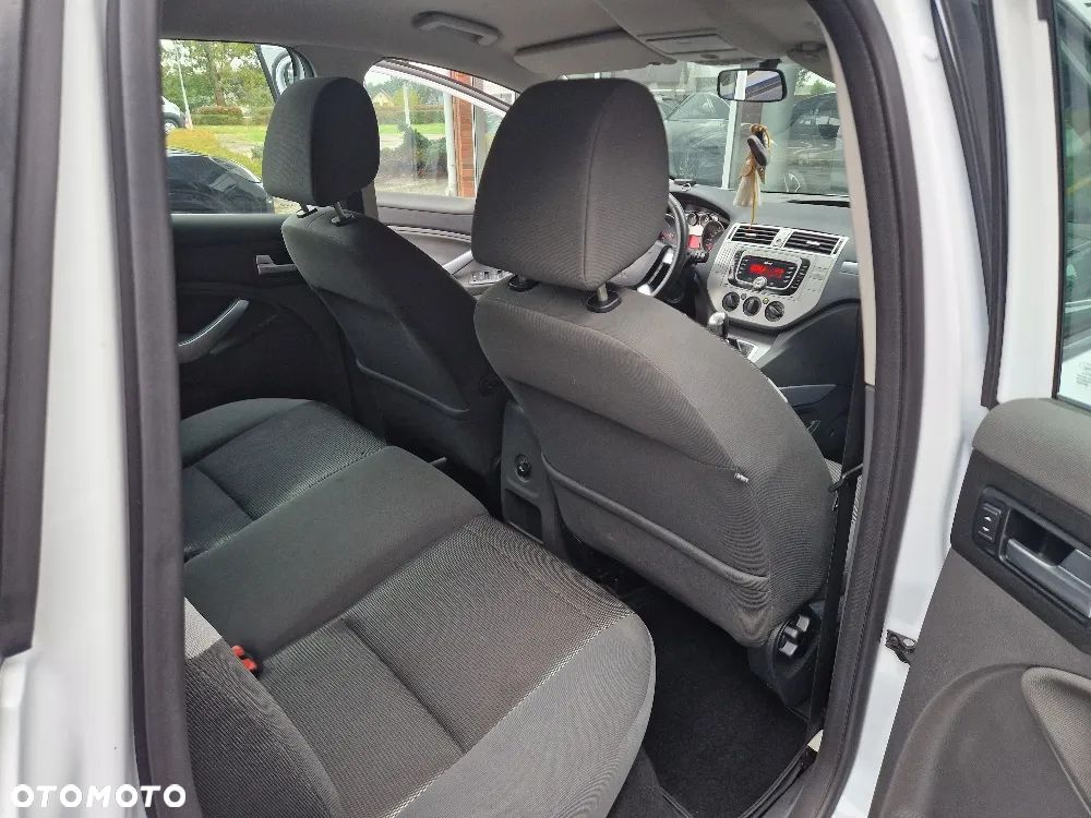 Ford Kuga 2.0 TDCi 4WD Trend - 12