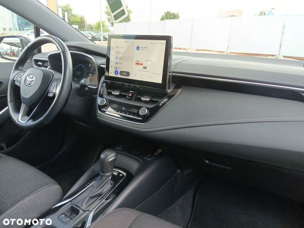 Toyota Corolla - 11