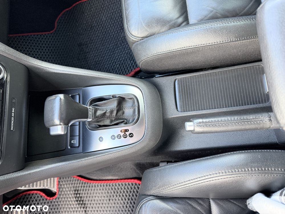 Volkswagen Golf - 4