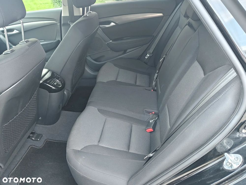 Hyundai i40 i40cw 1.7 CRDi Fifa World Cup Edition - 19