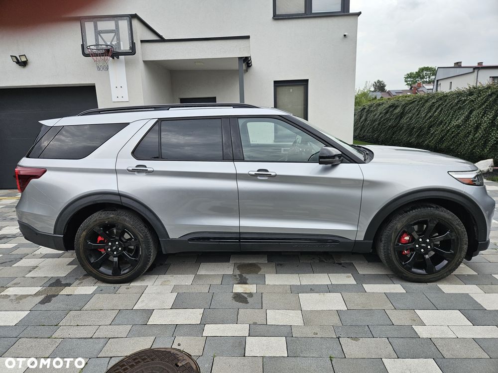Ford Explorer - 4