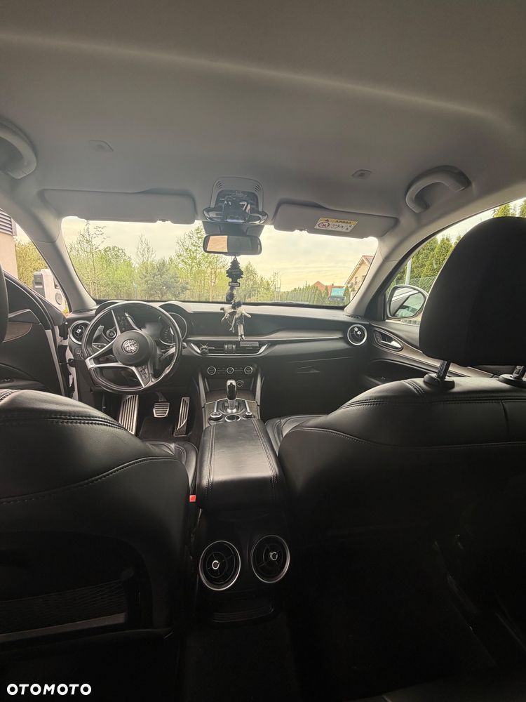 Alfa Romeo Stelvio 2.0 Turbo First Edition Q4 - 13