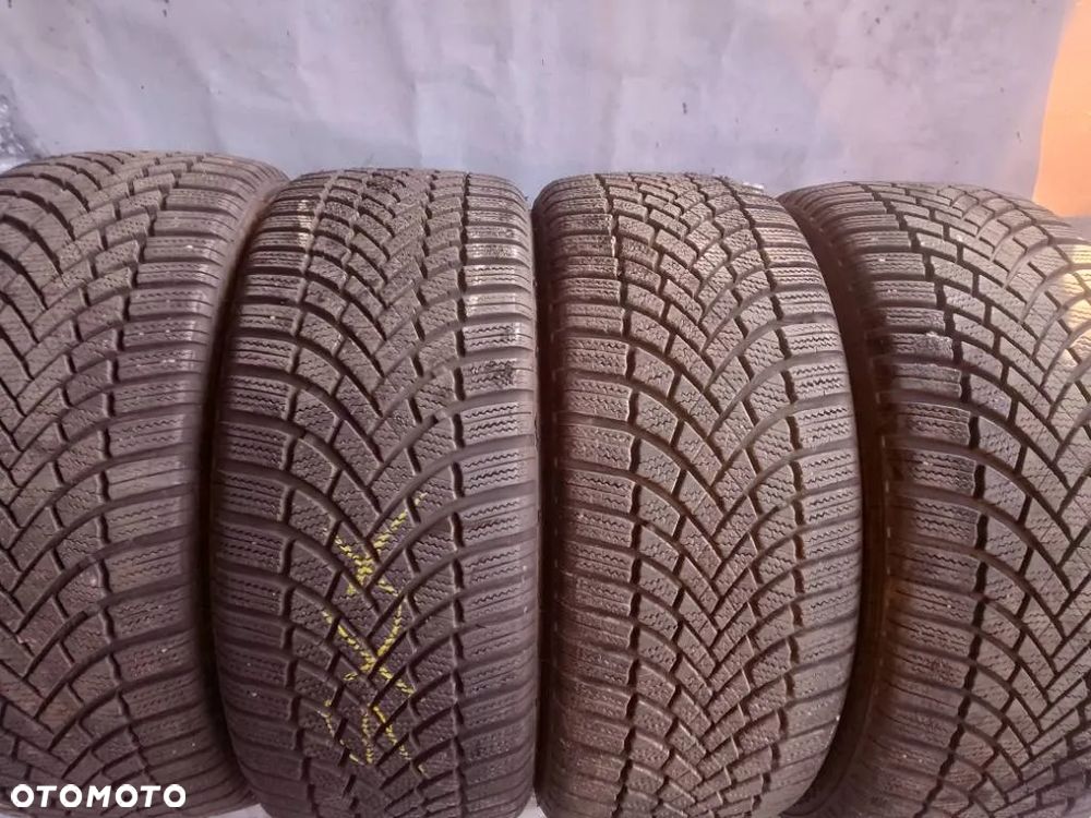 Bridgestone Blzzak LM005 225/45 R18 95V 2022 2023 8mm - 1