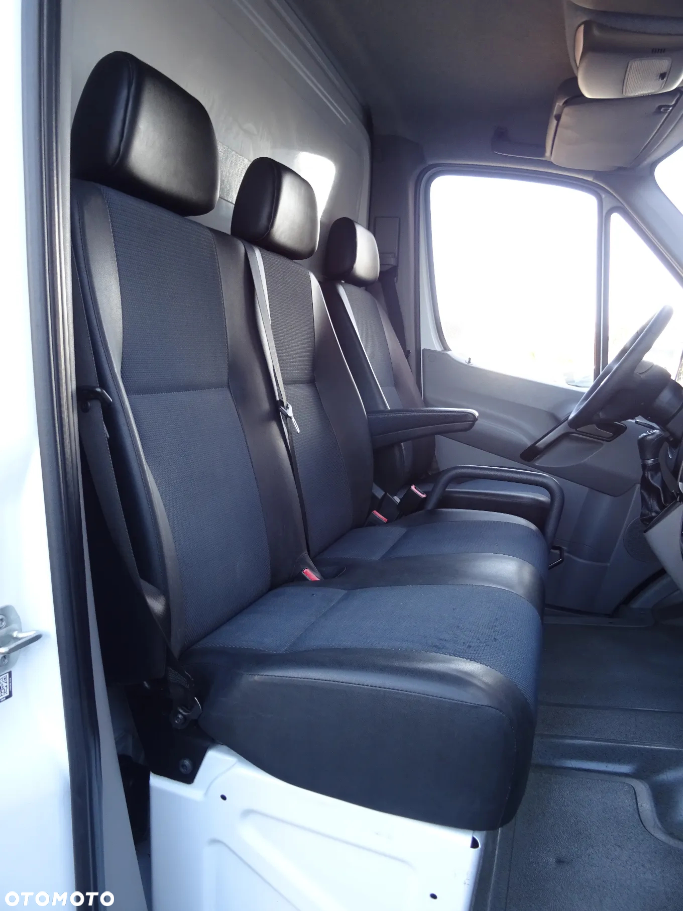 Mercedes-Benz SPRINTER - 14