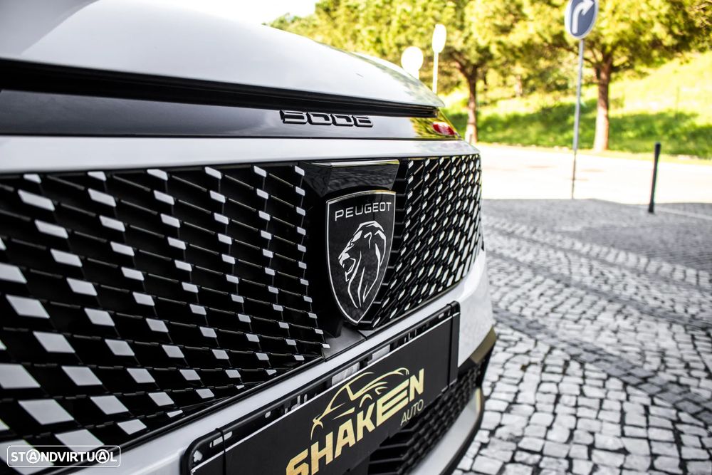 Peugeot 5008 Hybrid 136 e-DSC6 GT - 9