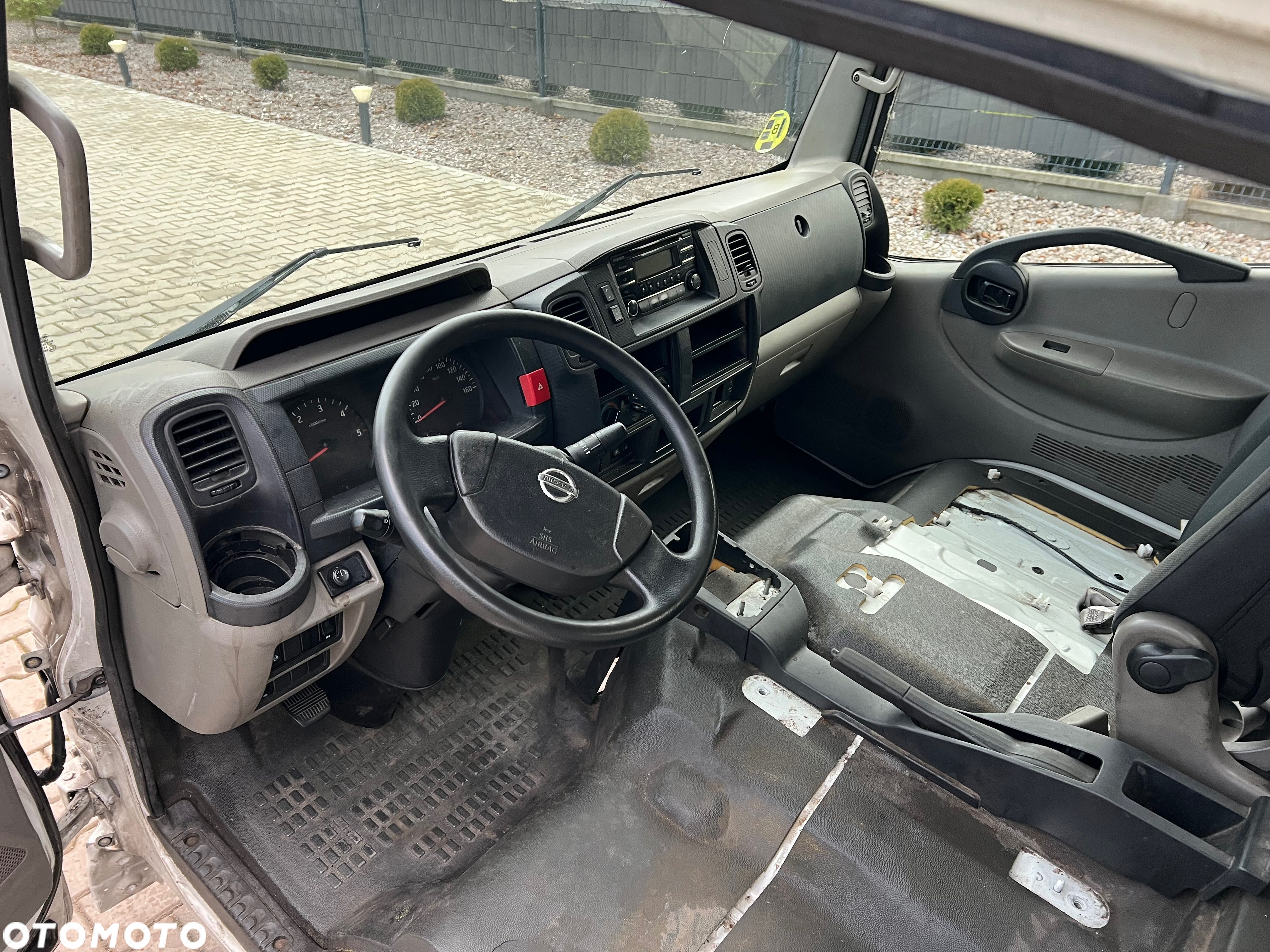 Kabina Nissan Cabstar NT 400  Renault Maxity Bez Korozji Hiszpania - 5