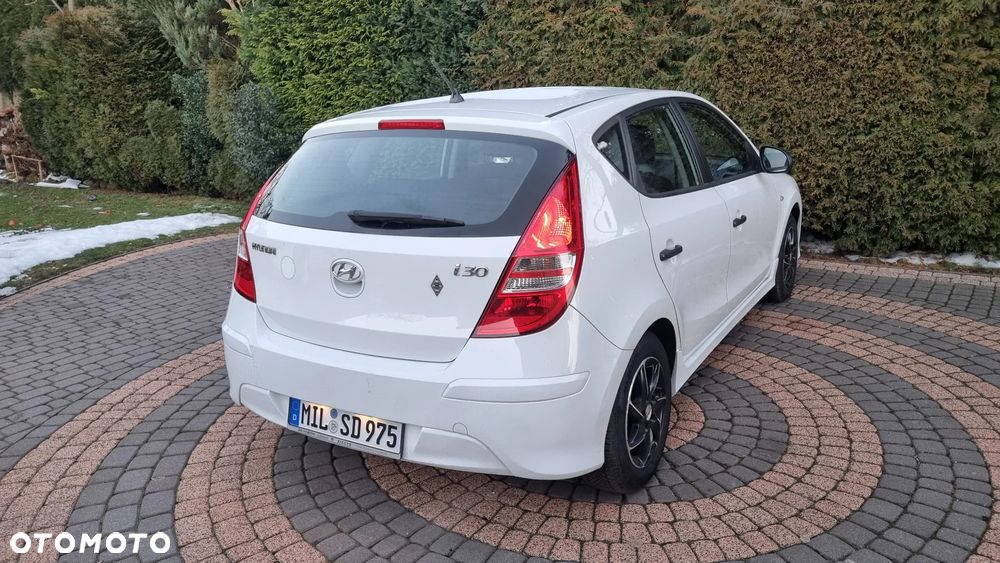 Hyundai i30 1.4 Blue Comfort - 31