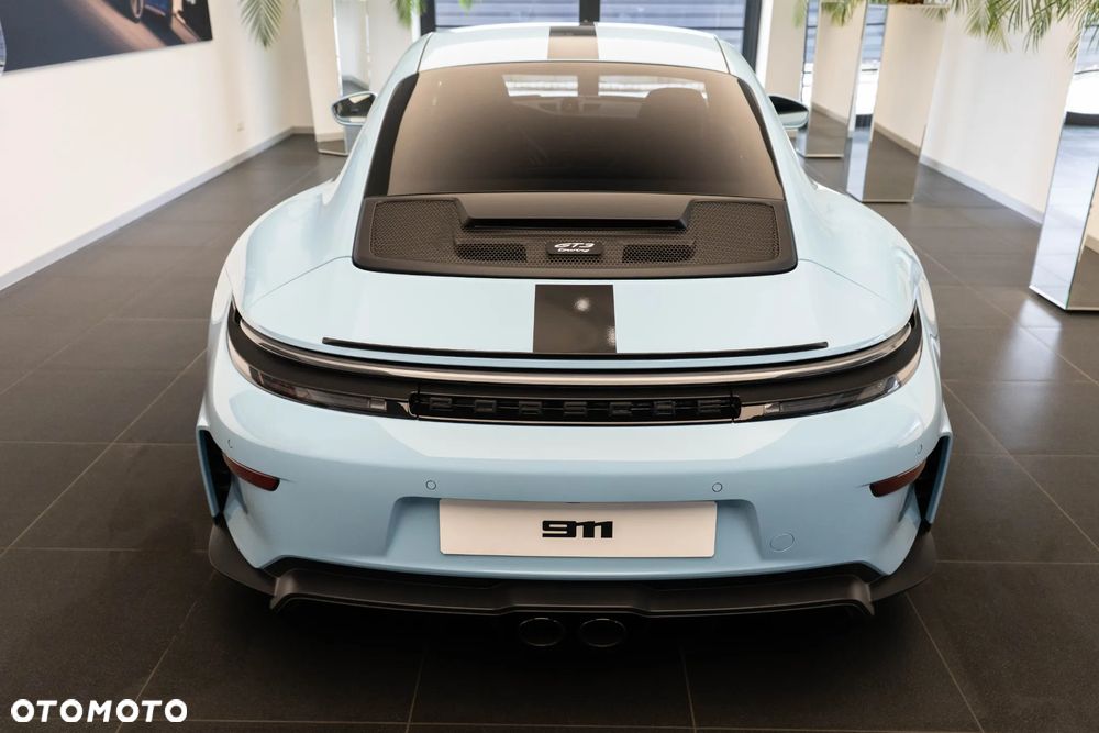 Porsche 911 GT3 Touring PDK - 5