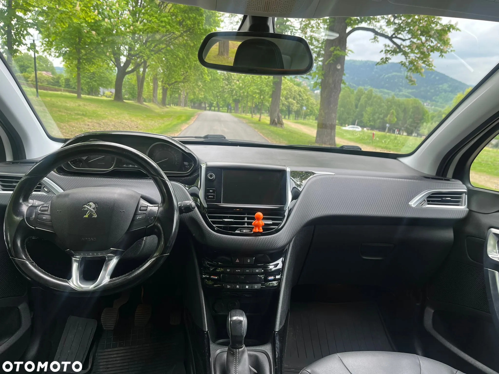 Peugeot 2008 1.2 Pure Tech Style EU6 - 12