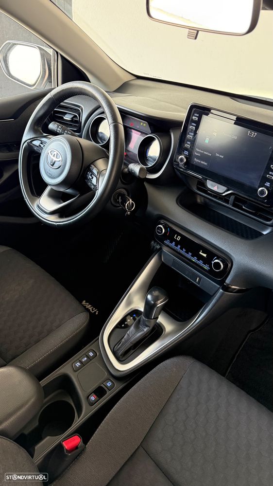 Toyota Yaris 1.5 HDF Exclusive - 23