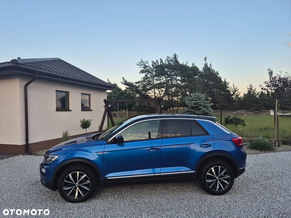 Volkswagen T-Roc - 8
