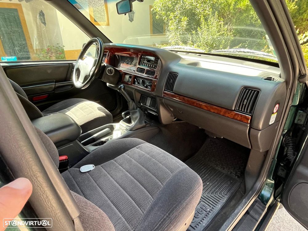 Jeep Grand Cherokee 2.5 TD Official - 8
