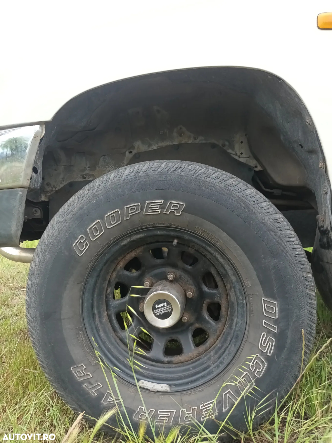 Toyota Hilux - 30