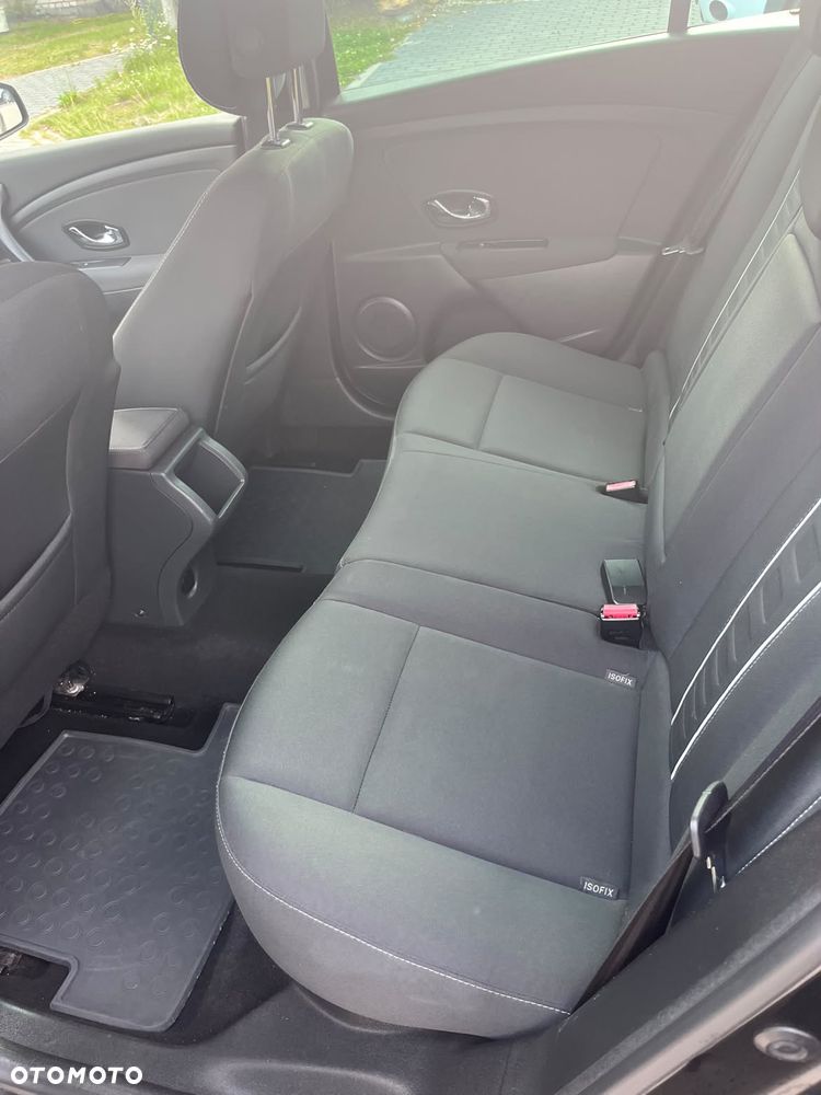 Renault Megane 1.5 dCi Bose Edition - 8