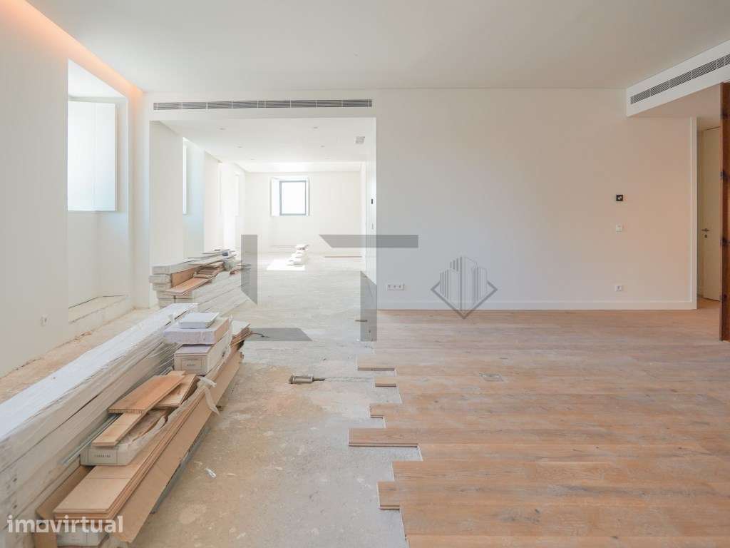 Apartamento T1 (Possível T3) para Venda em Belém, Lisboa - Grande imagem: 2/56