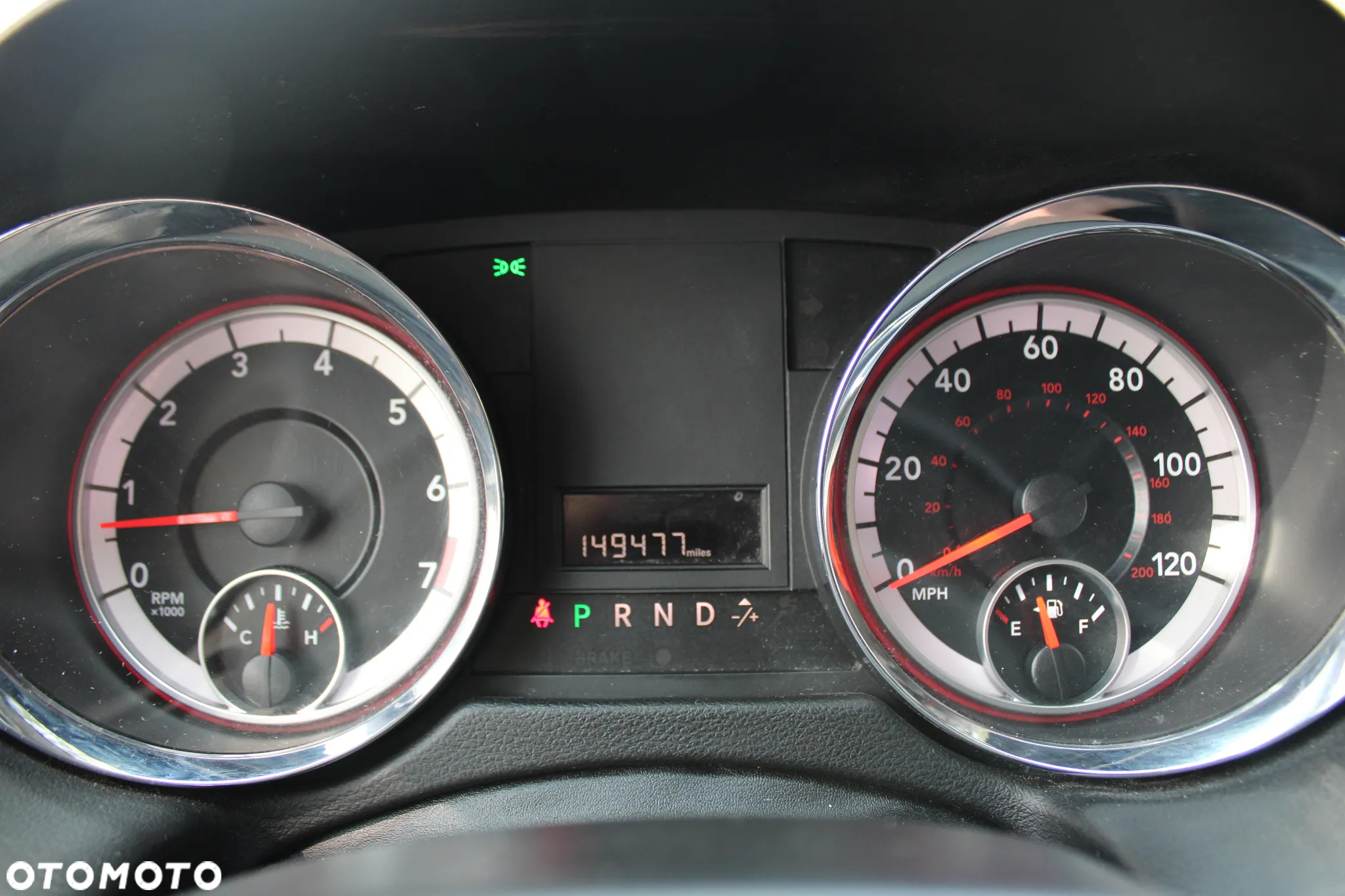 Dodge Grand Caravan - 30