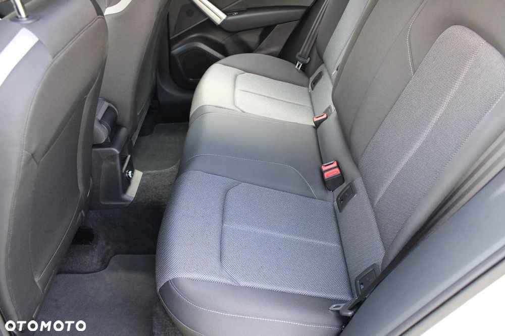 Audi Q2 35 TFSI Advanced S tronic - 19