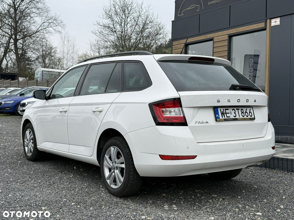 Skoda Fabia 1.0 TSI Ambition - 4