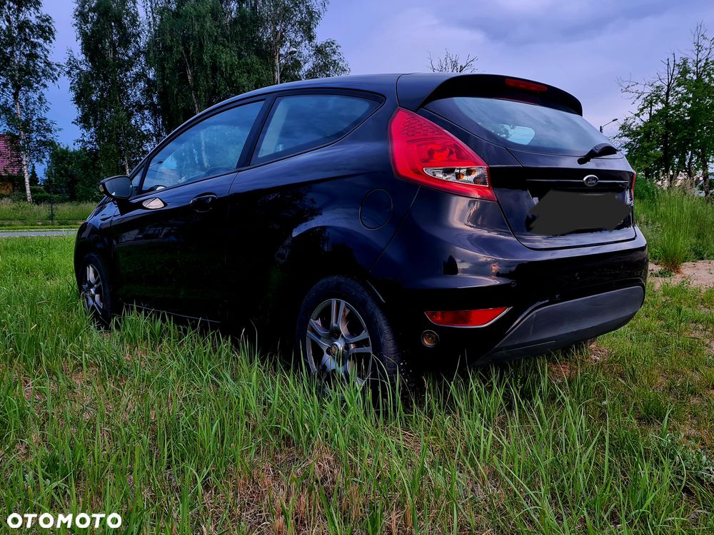 Ford Fiesta - 10