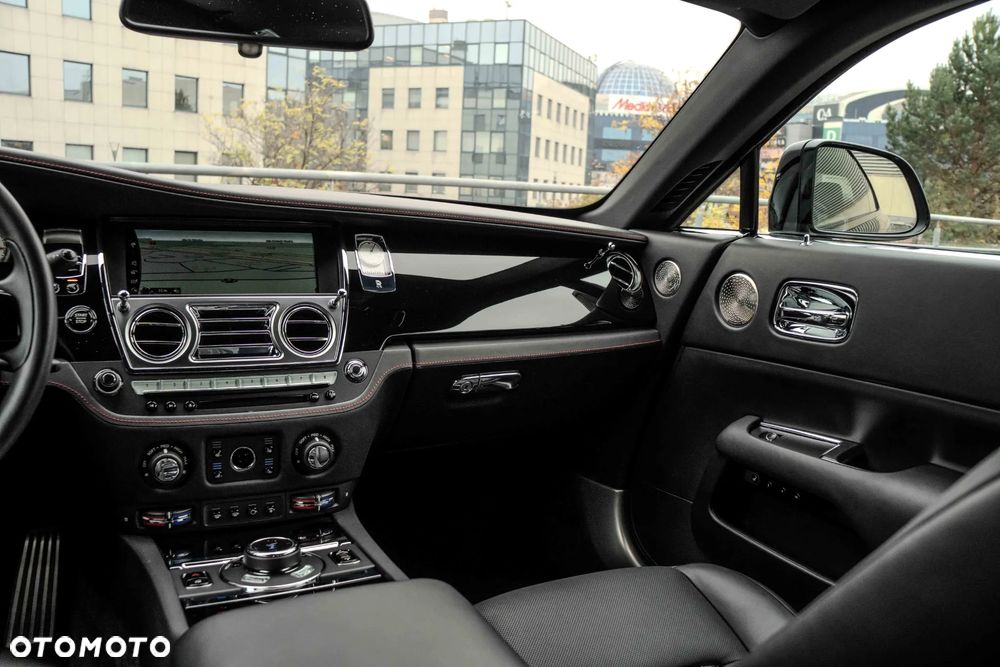 Rolls-Royce Wraith - 27