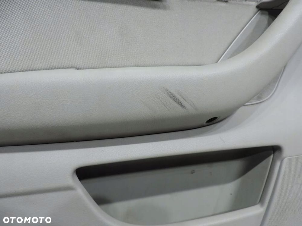 TAPICERKA DRZWI LEWY TYŁ AUDI A6 C6 - 3