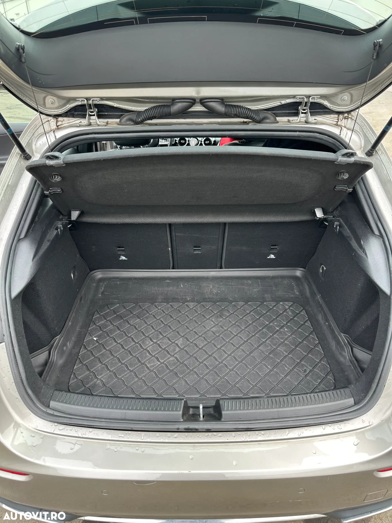 Mercedes-Benz A 180 d 7G-DCT - 17