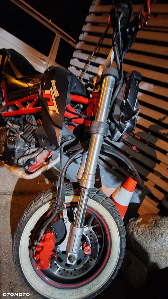 Benelli Tornado Naked T - 4