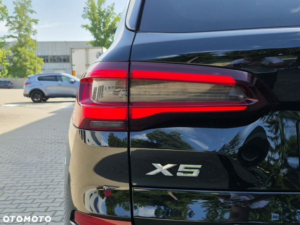 BMW X5 xDrive40d - 16