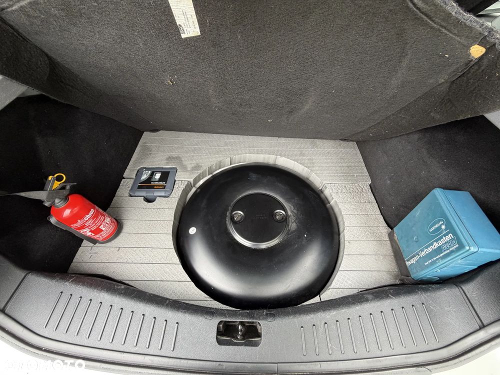 Ford Focus - 10